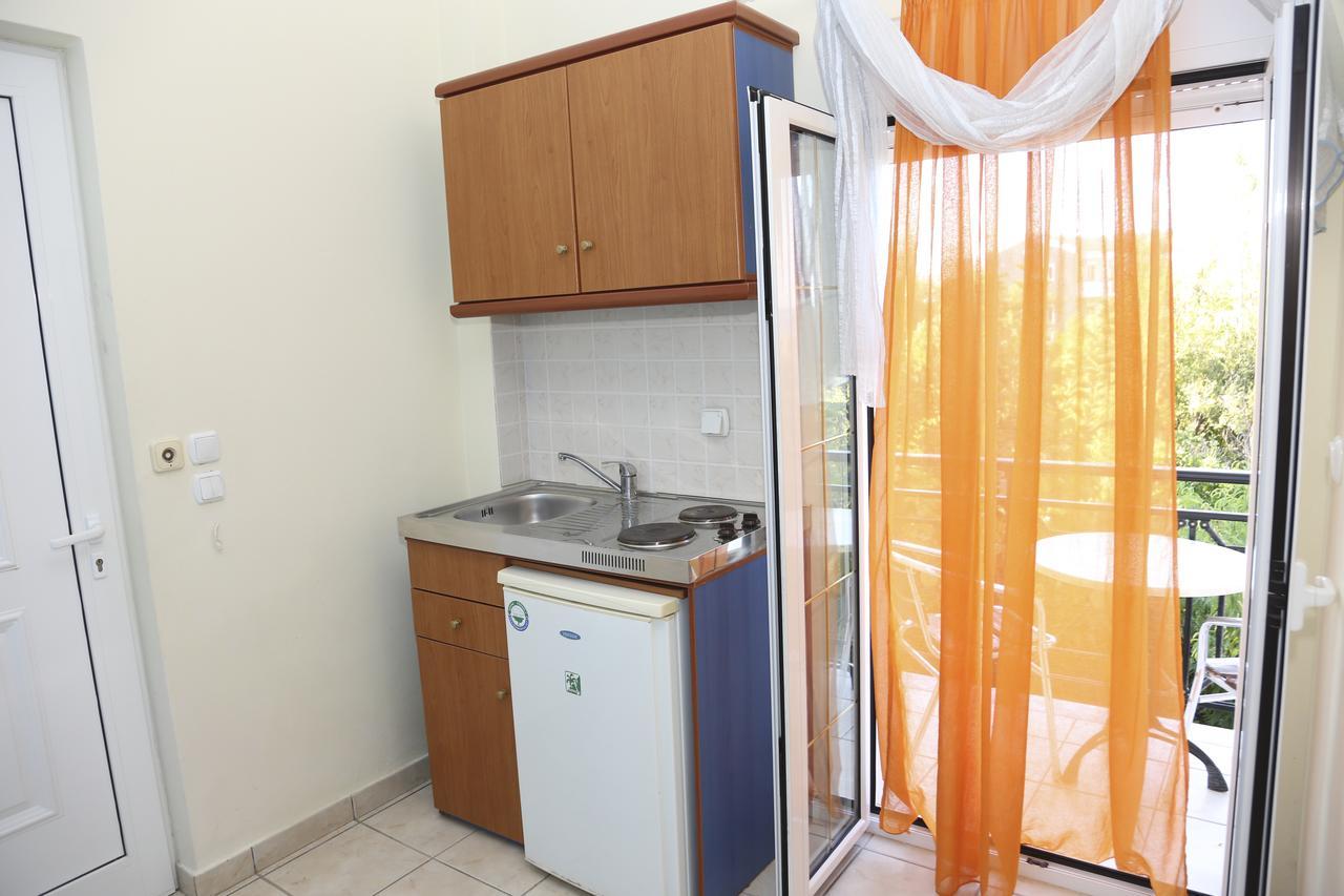 פלומרי Coral Hotel מראה חיצוני תמונה